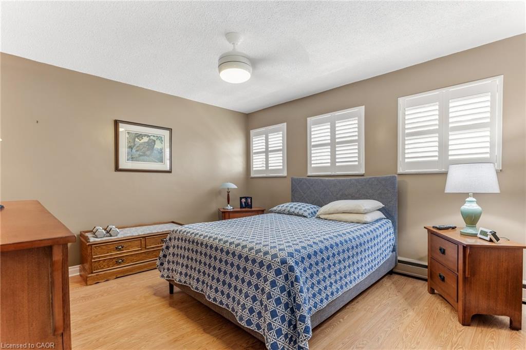 302-38 Charlton Avenue W Property Photo 21