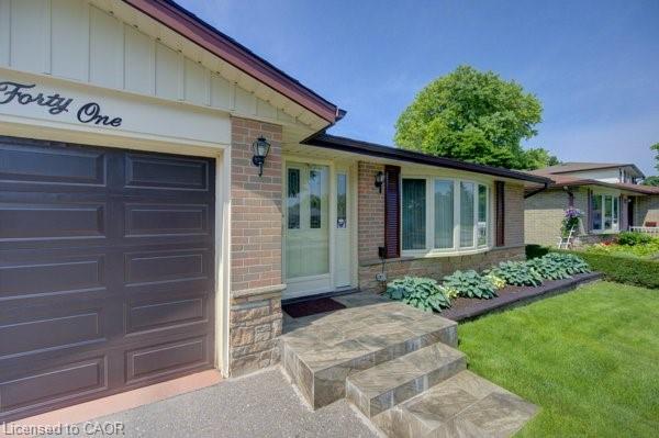 141 Hazelglen Drive Property Photo 4