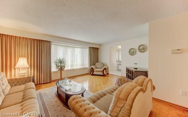 141 Hazelglen Drive Property Photo 8