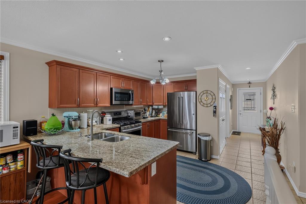 49 Millcroft Drive Property Photo 6