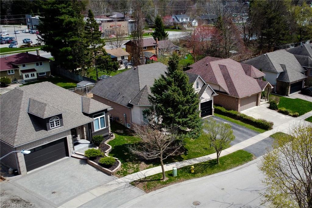14 Casson Lane Property Photo 3