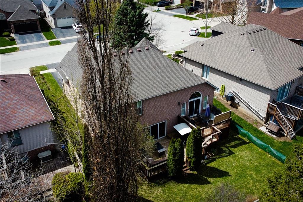 14 Casson Lane Property Photo 5