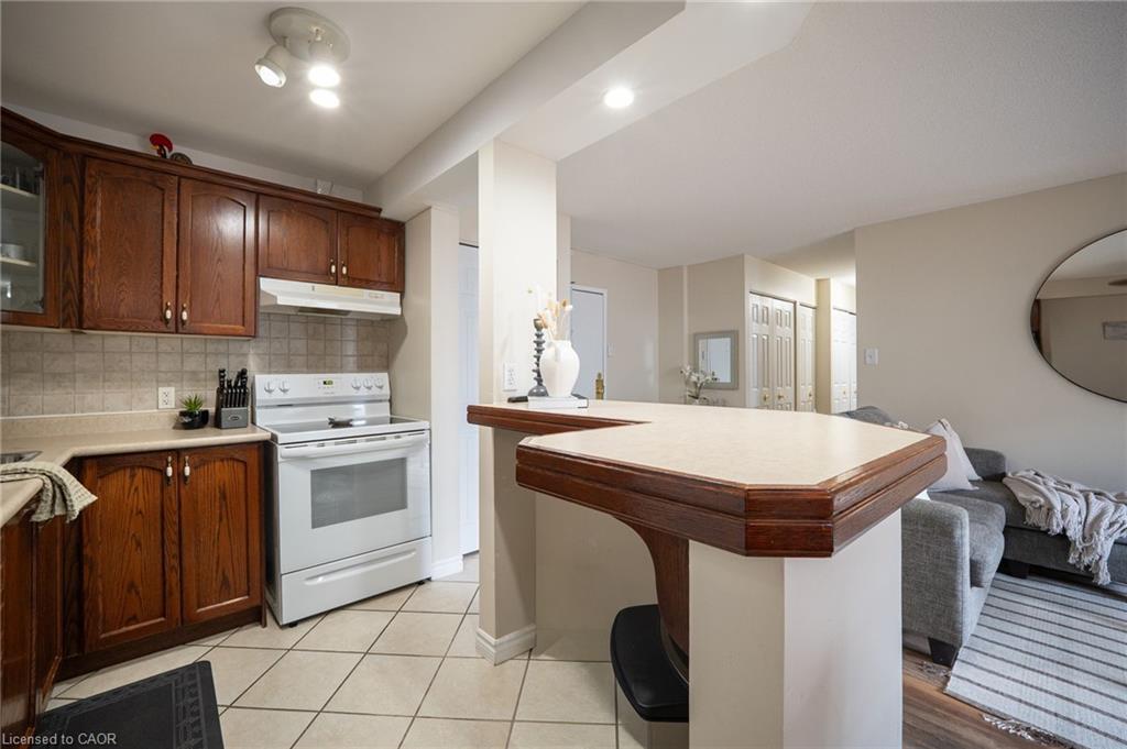 203-648 Grey Street Property Photo 17