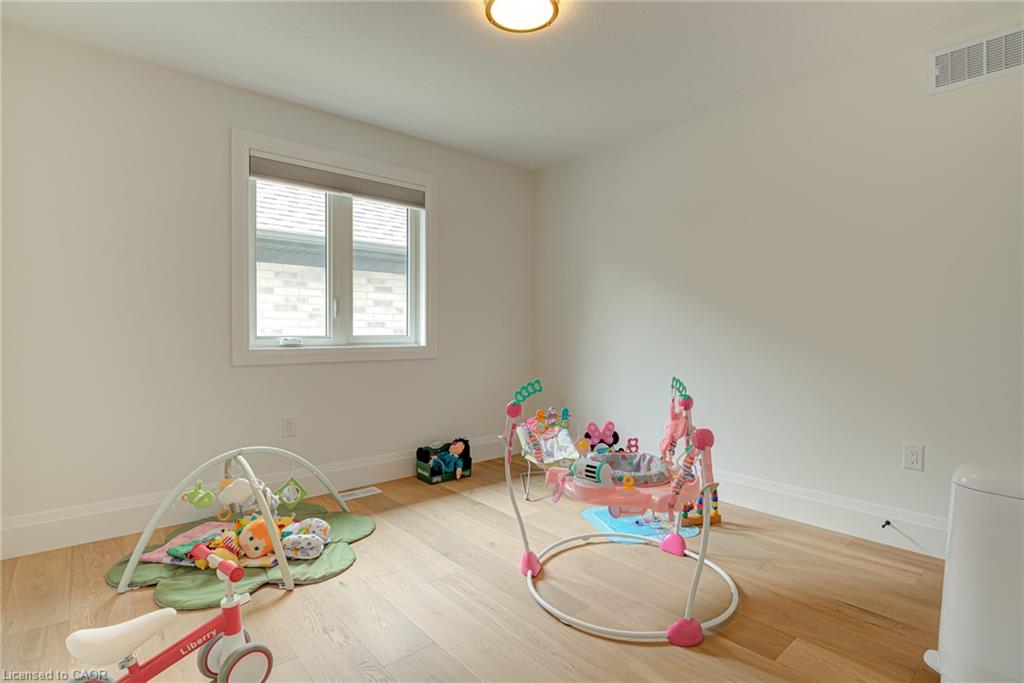 A-90 Margaret Avenue N Property Photo 30