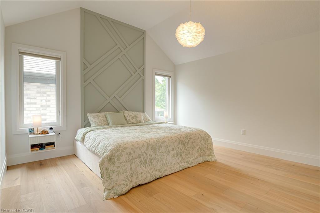 A-90 Margaret Avenue N Property Photo 32