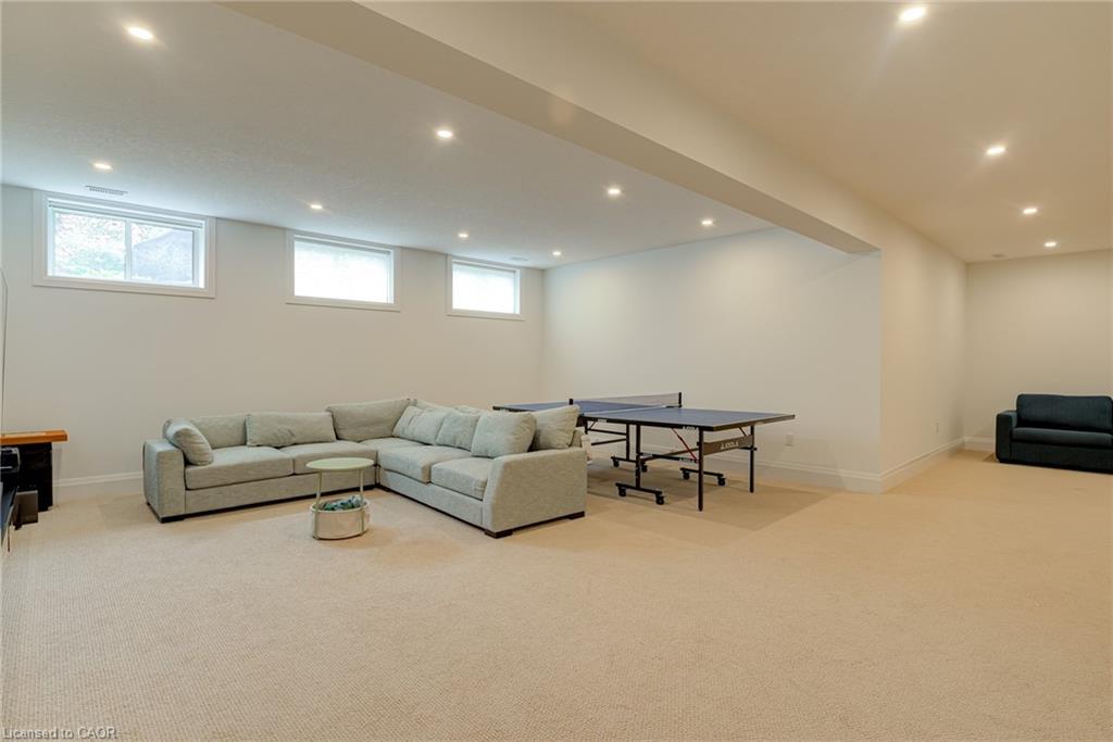 A-90 Margaret Avenue N Property Photo 37