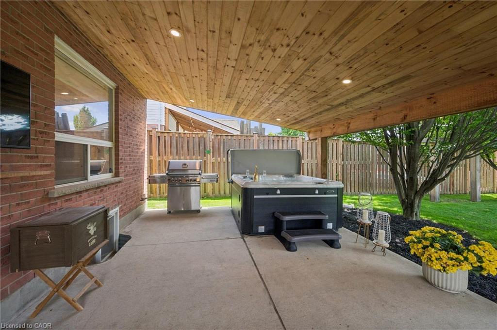24 Watson Crescent Property Photo 34