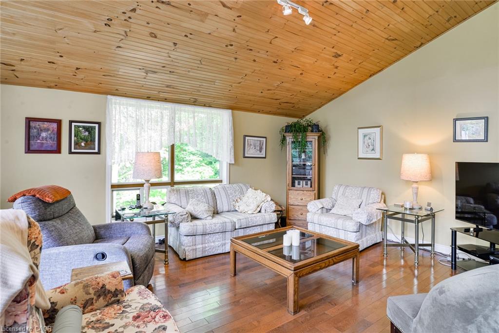 1070 Grass Lake Road Property Photo 16