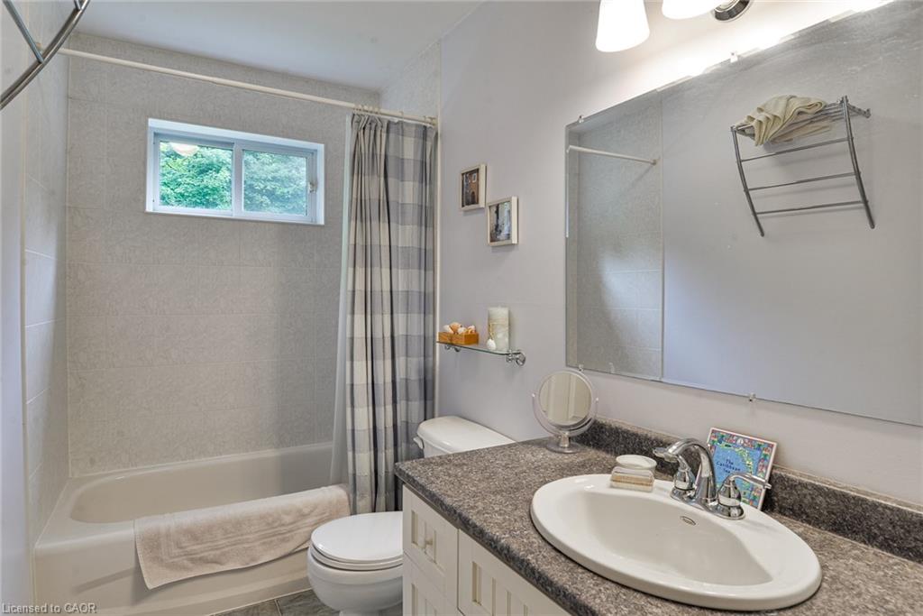 1070 Grass Lake Road Property Photo 20