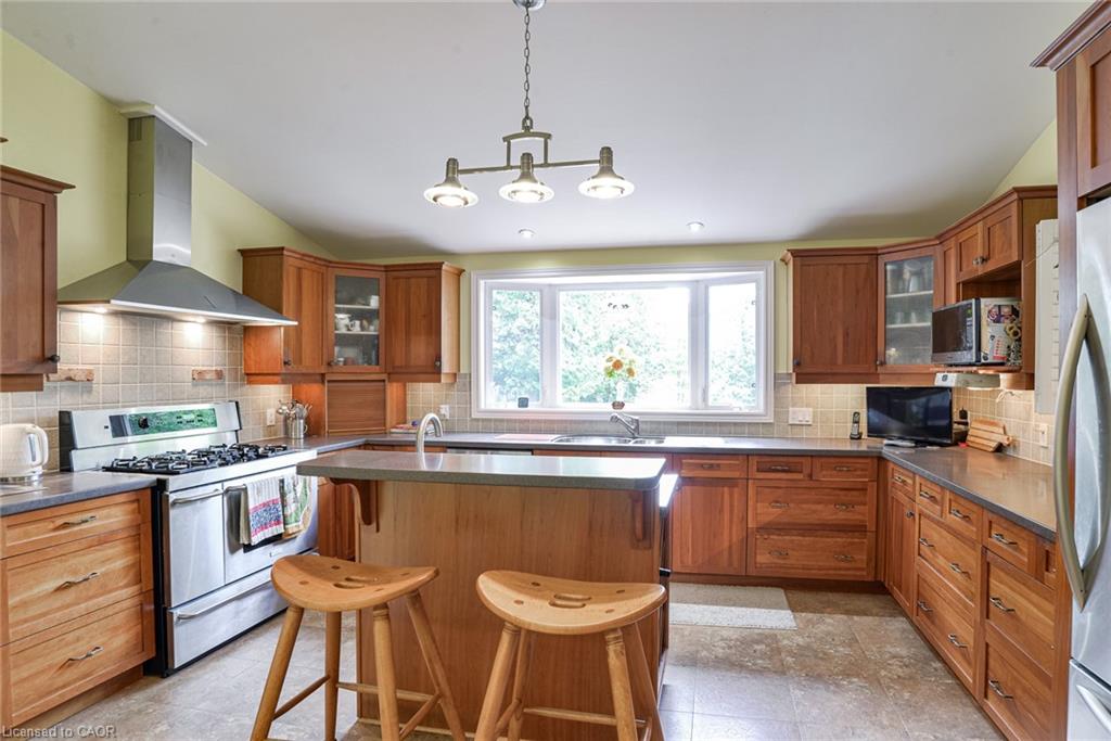 1070 Grass Lake Road Property Photo 25