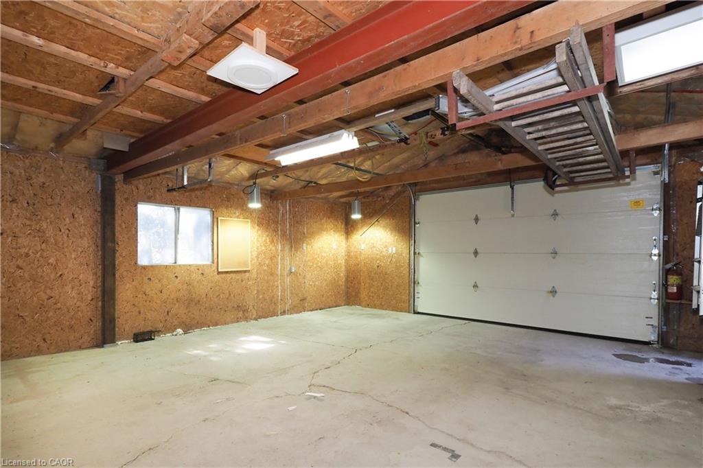33 Main Street E Property Photo 36