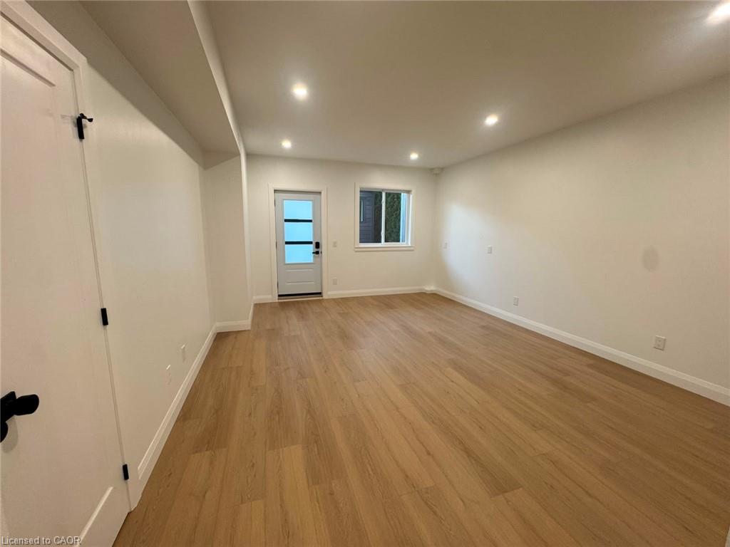 17 White Avenue Property Photo 7