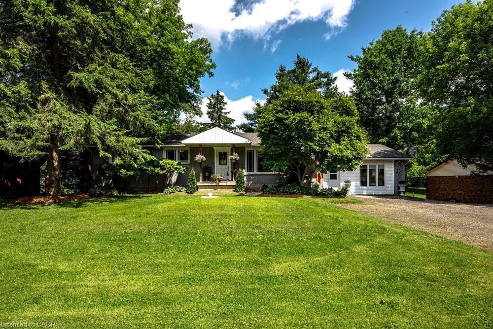 2147 Governor's Road Property Photo 2