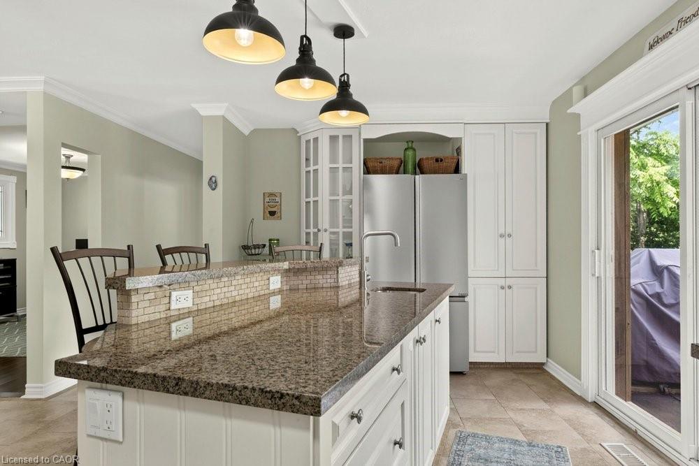 2147 Governor's Road Property Photo 15