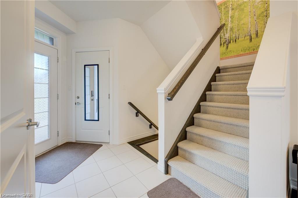 19 Baker Lane Property Photo 3