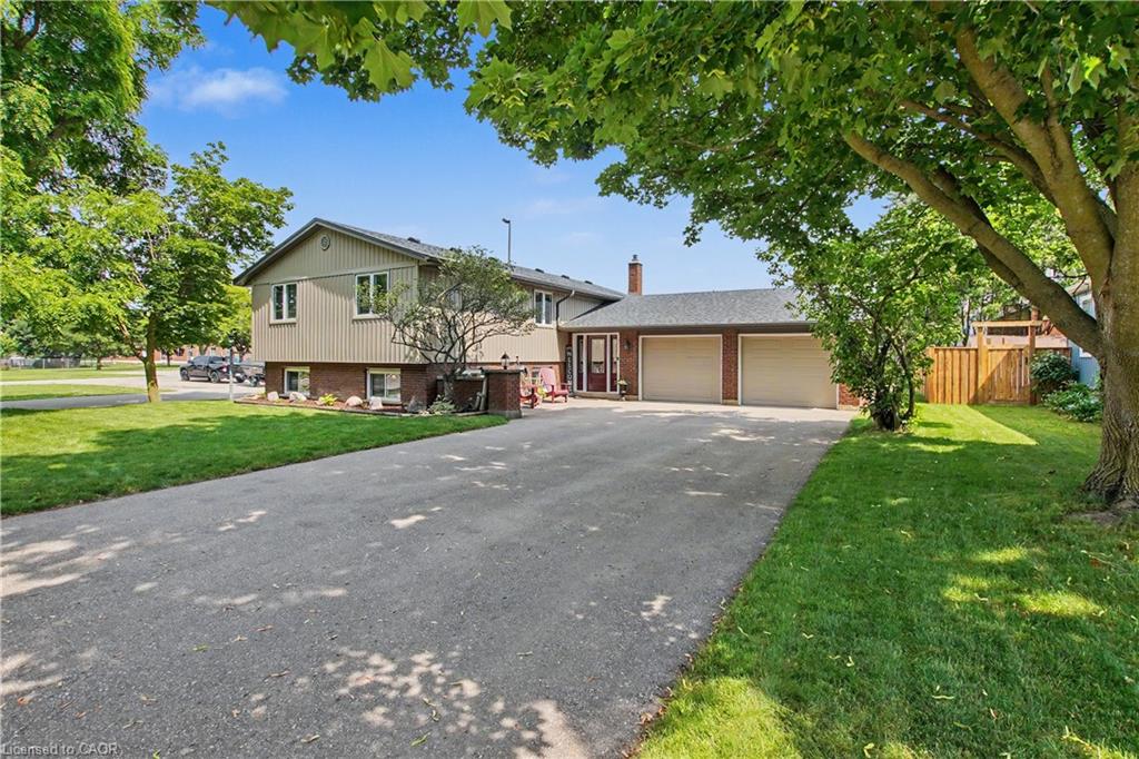 1045 Queen's Bush Road Property Photo 1