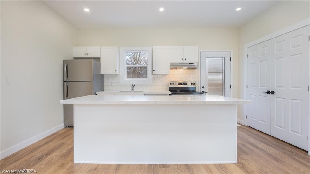55 Winniett Street Property Photo 2
