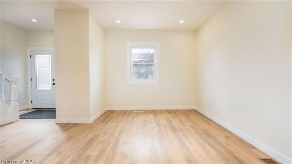55 Winniett Street Property Photo 5