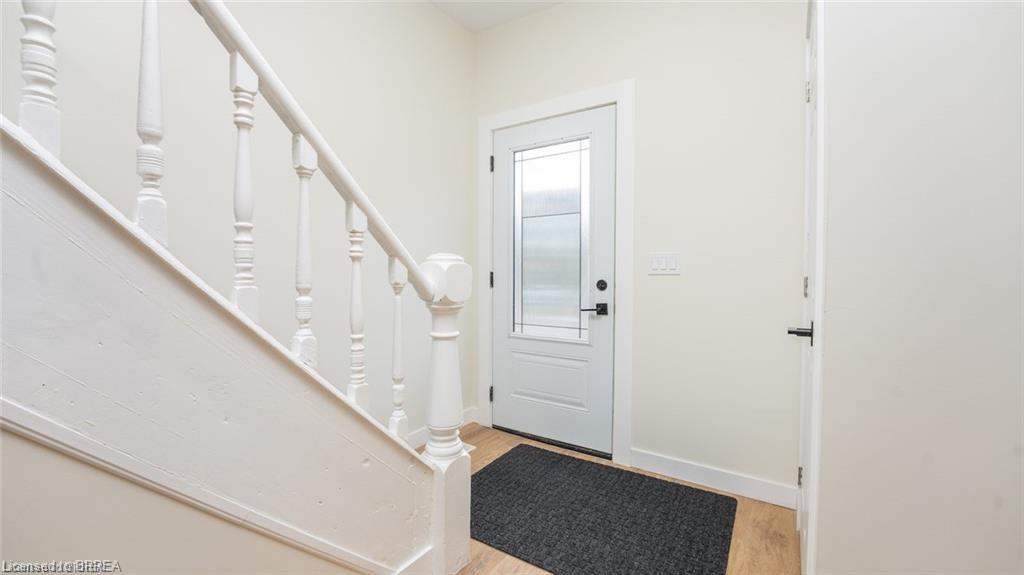 55 Winniett Street Property Photo 10