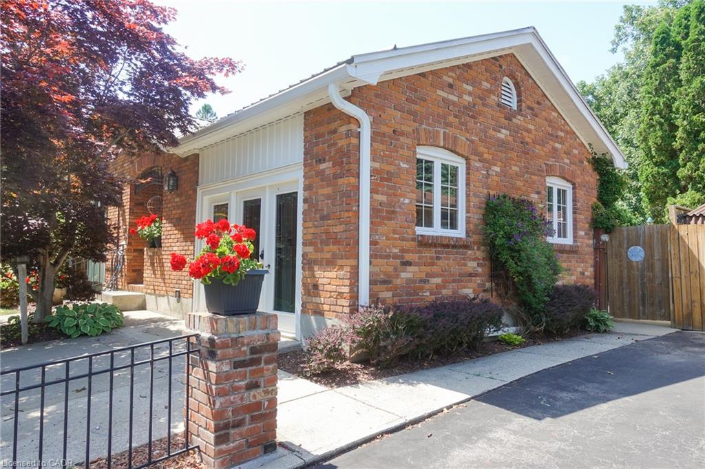 13 Kelly Avenue Property Photo 25