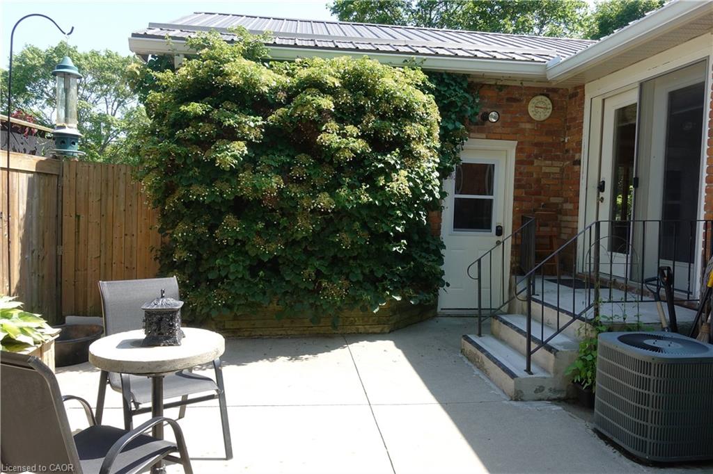 13 Kelly Avenue Property Photo 26