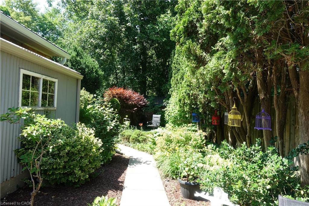 13 Kelly Avenue Property Photo 27