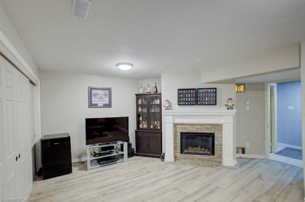 3-464 Beechwood Place Property Photo 24