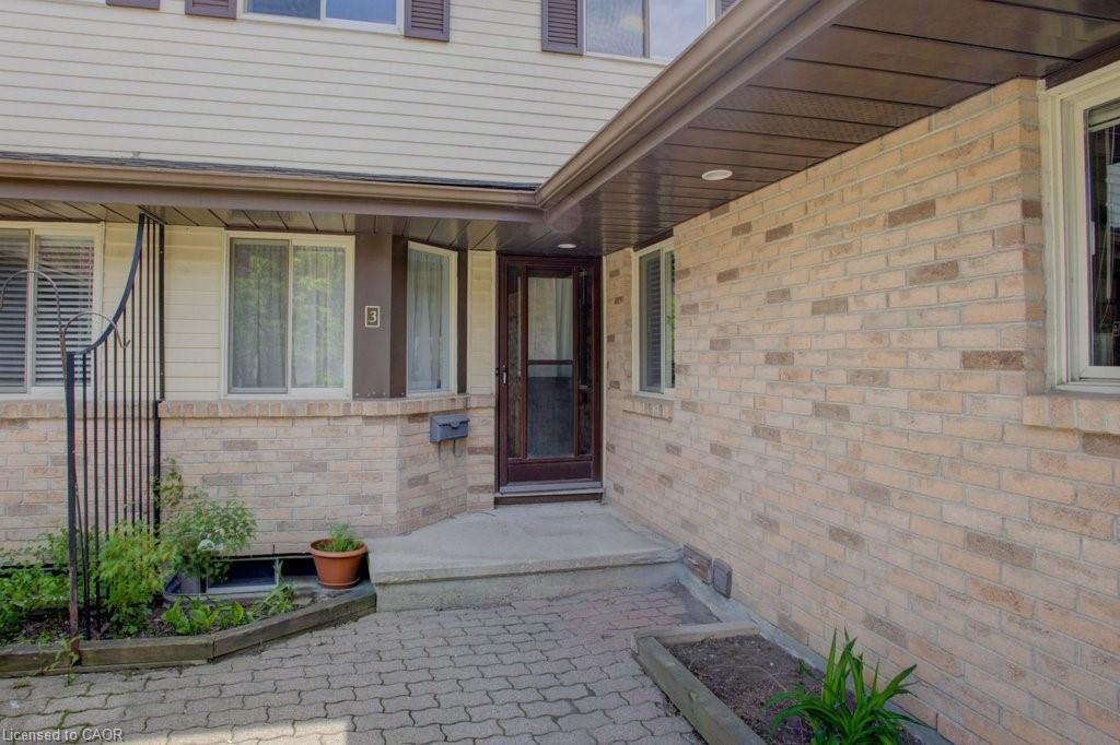 3-464 Beechwood Place Property Photo 32