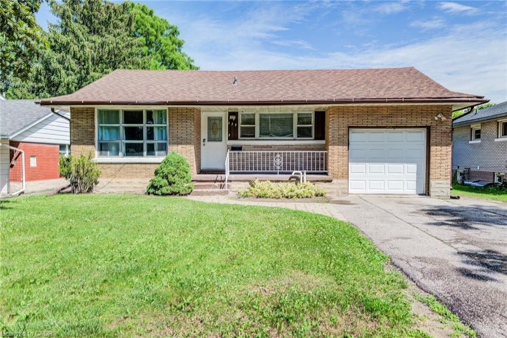 139 Elgin Crescent Property Photo 1