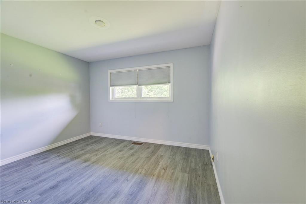 139 Elgin Crescent Property Photo 15
