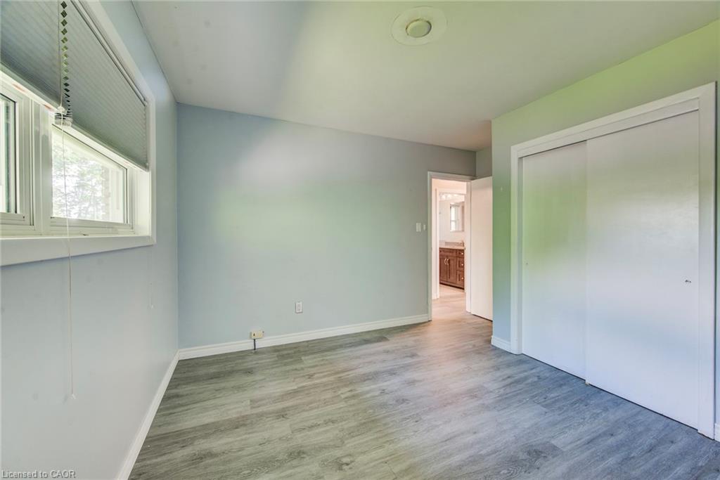 139 Elgin Crescent Property Photo 16
