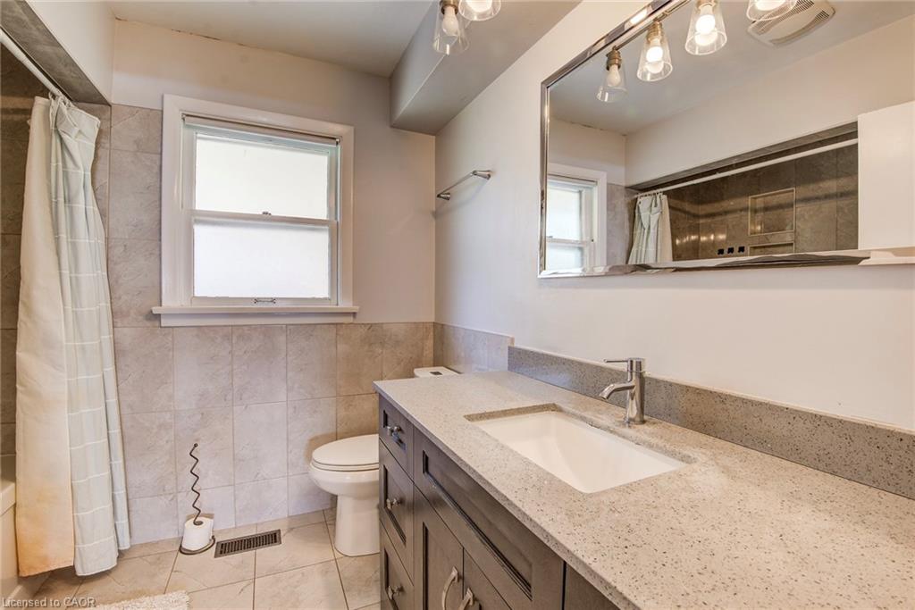 139 Elgin Crescent Property Photo 19