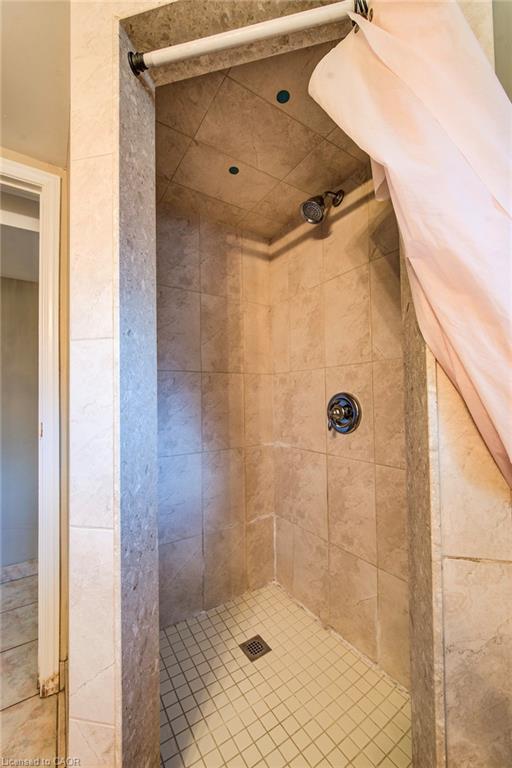 139 Elgin Crescent Property Photo 28