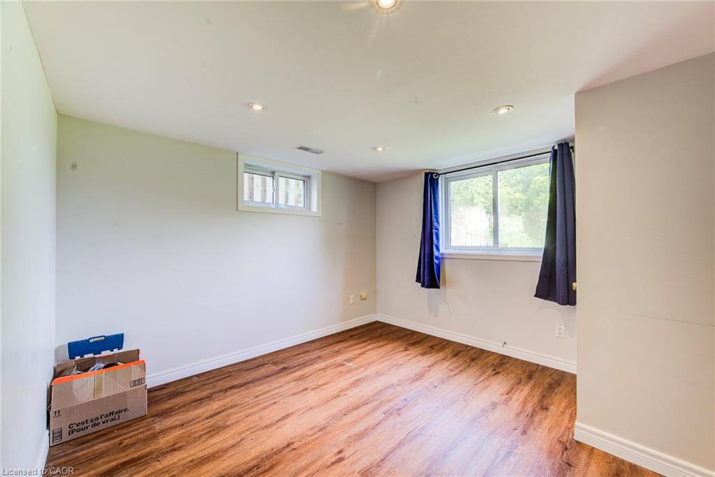 139 Elgin Crescent Property Photo 34