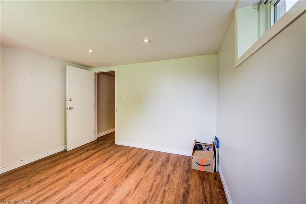 139 Elgin Crescent Property Photo 35
