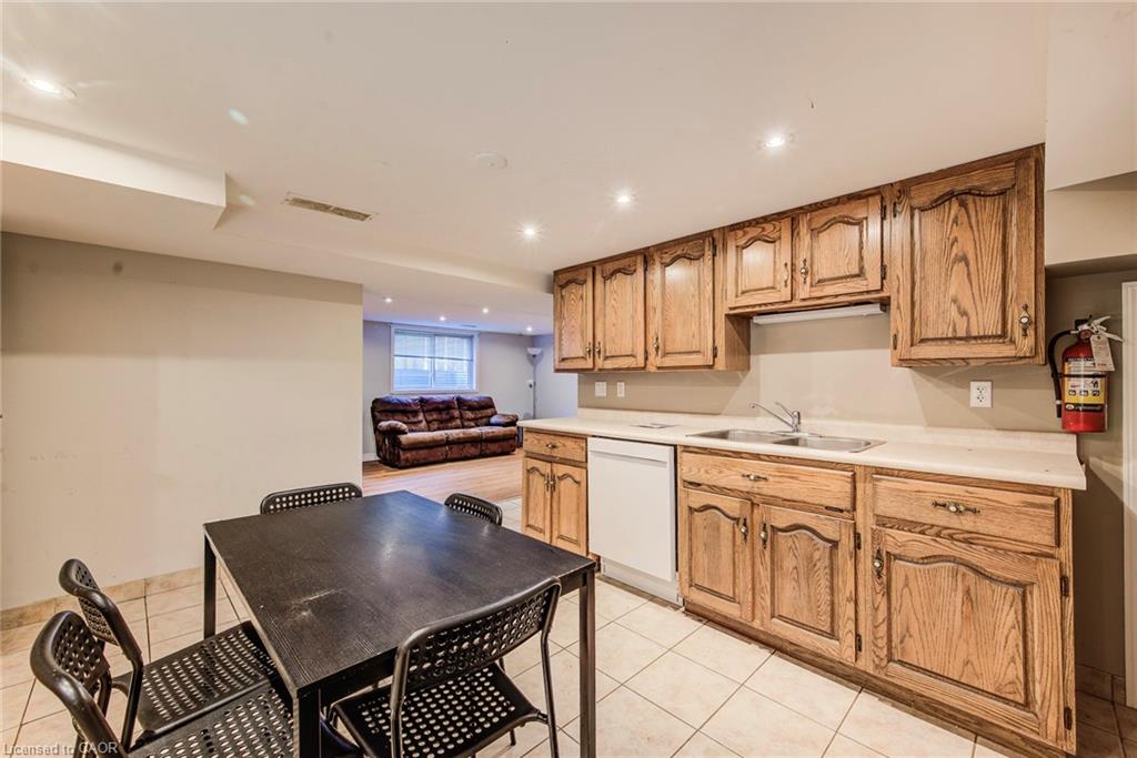 139 Elgin Crescent Property Photo 41
