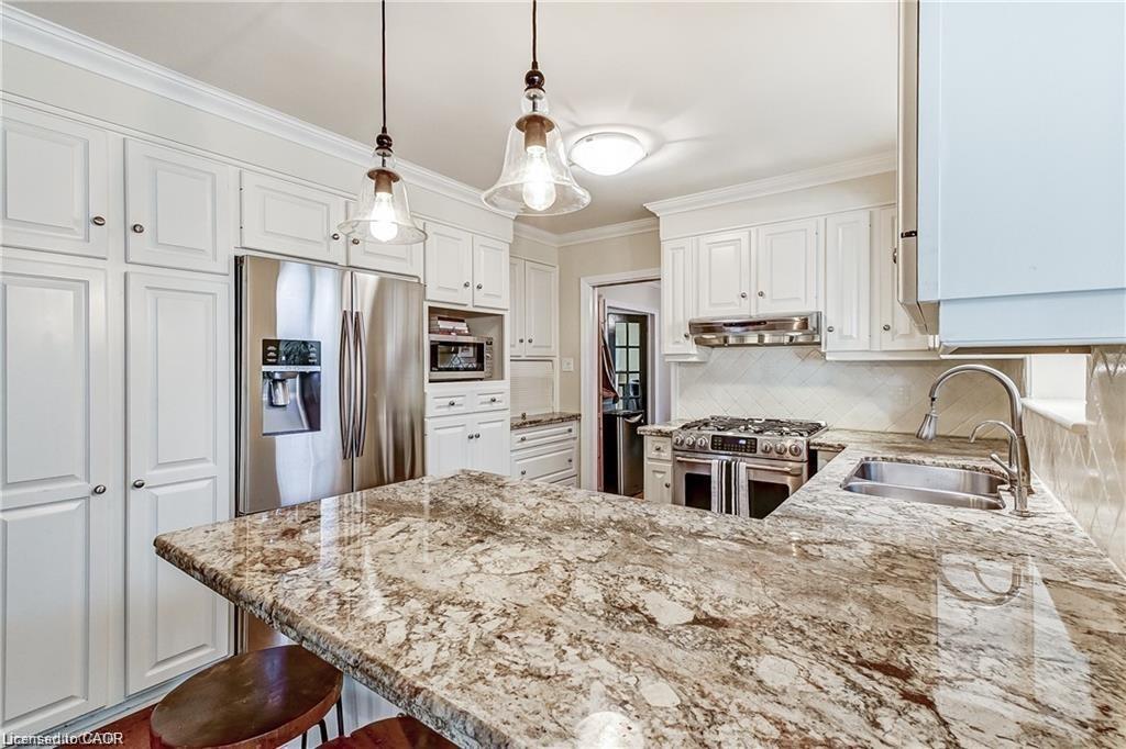 3021 Lakeshore Road Property Photo 13