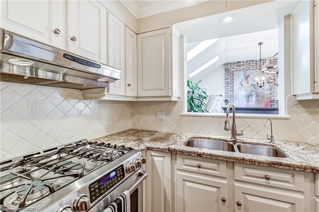 3021 Lakeshore Road Property Photo 14