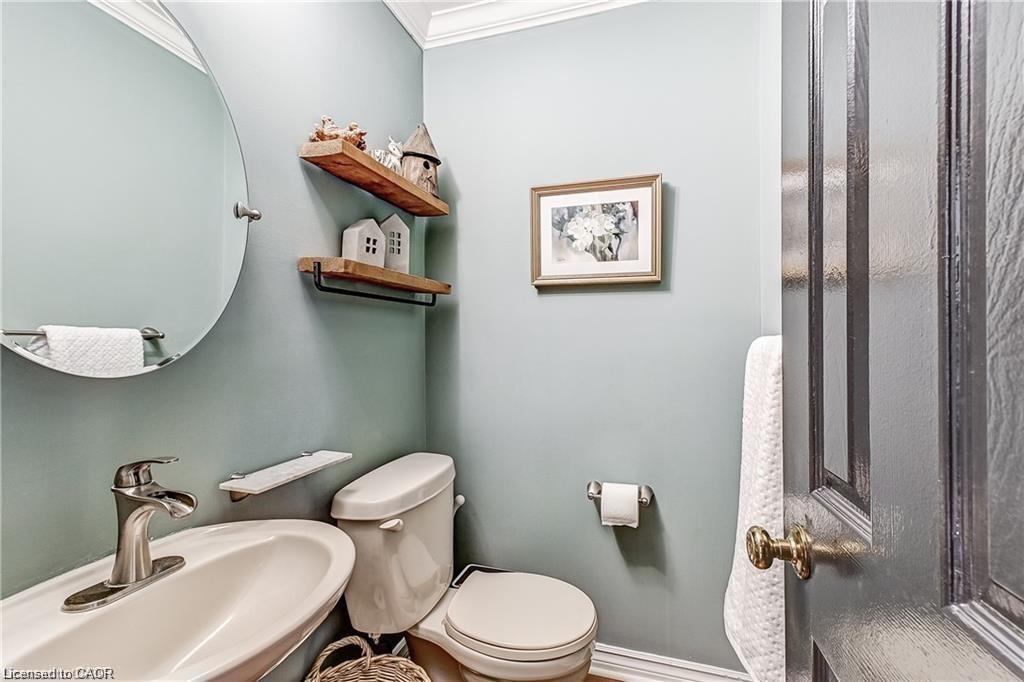 3021 Lakeshore Road Property Photo 21