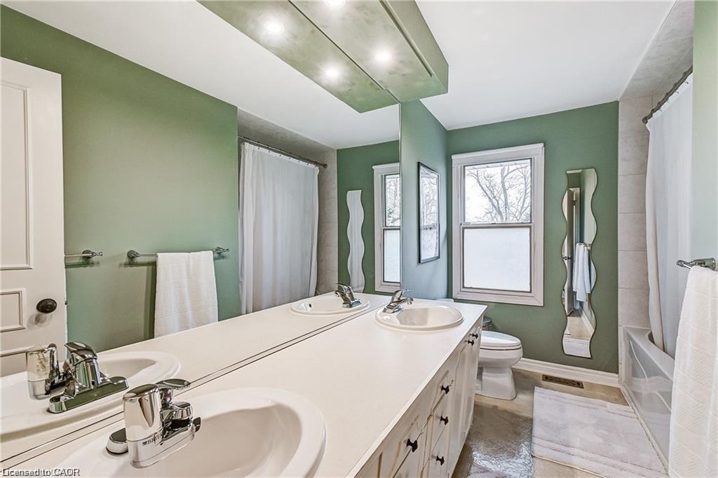 3021 Lakeshore Road Property Photo 34