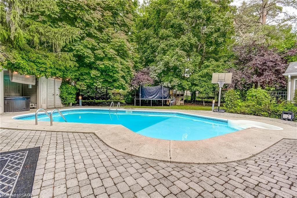 3021 Lakeshore Road Property Photo 44