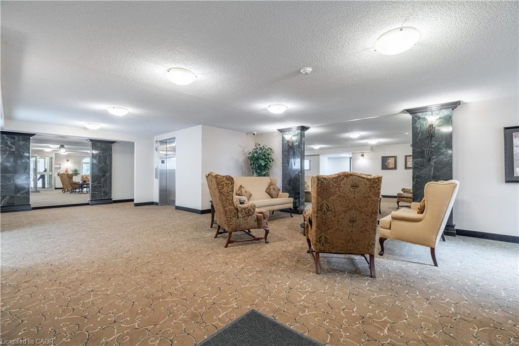 306-970 Golf Links Road Property Photo 1