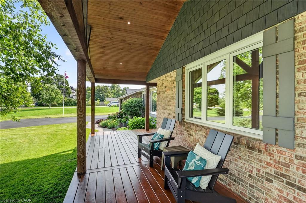 952 Robinson Road Property Photo 8
