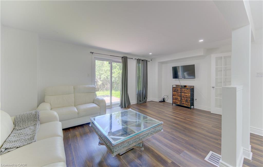32 Enfield Drive Property Photo 13