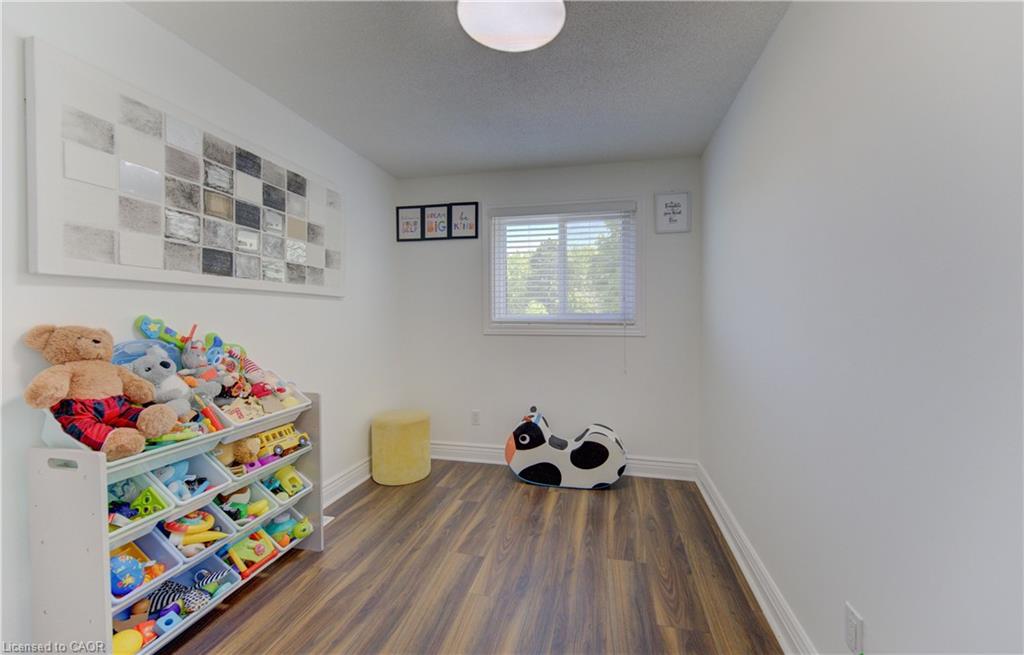 32 Enfield Drive Property Photo 19