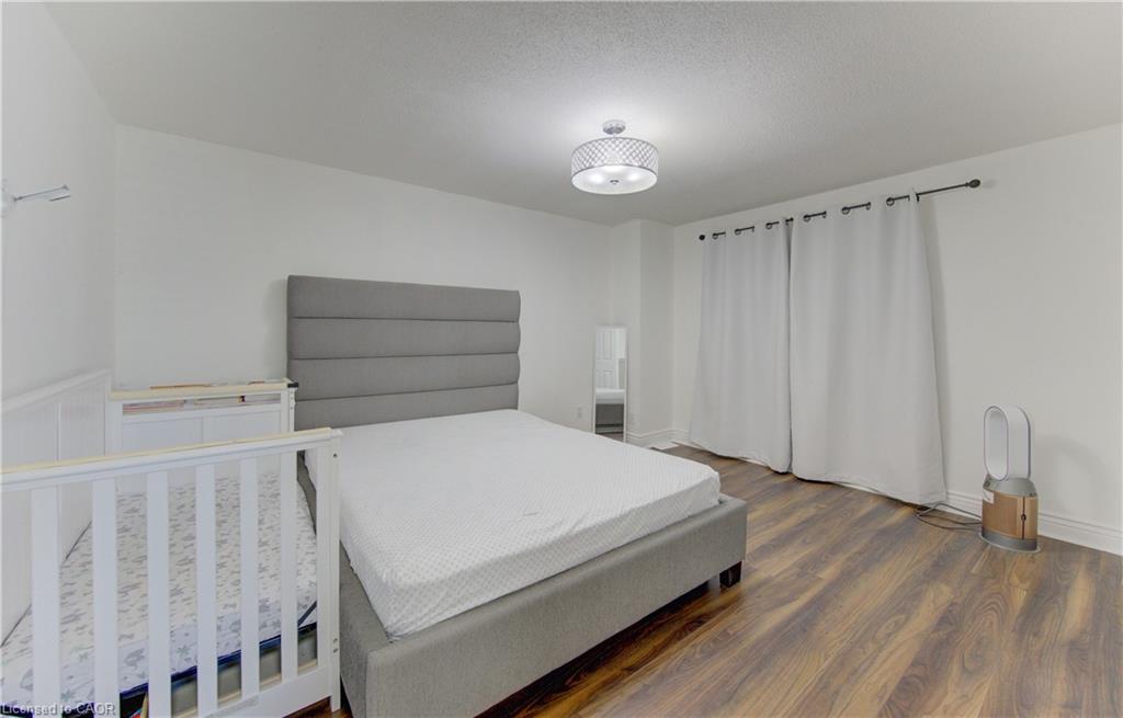 32 Enfield Drive Property Photo 21