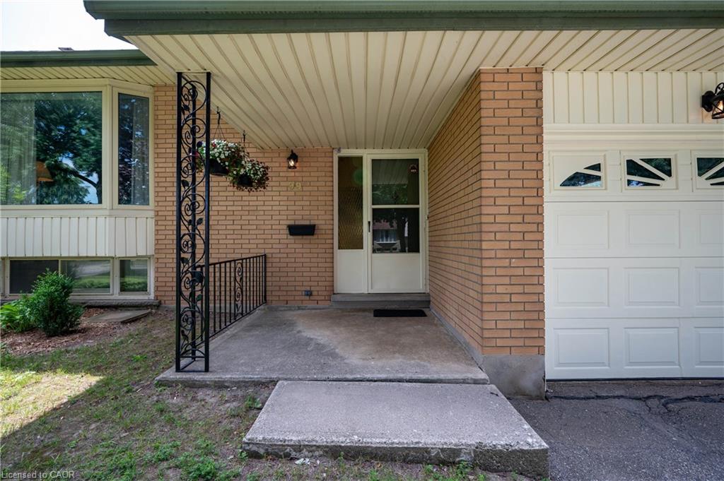 99 Lorraine Avenue Property Photo 7