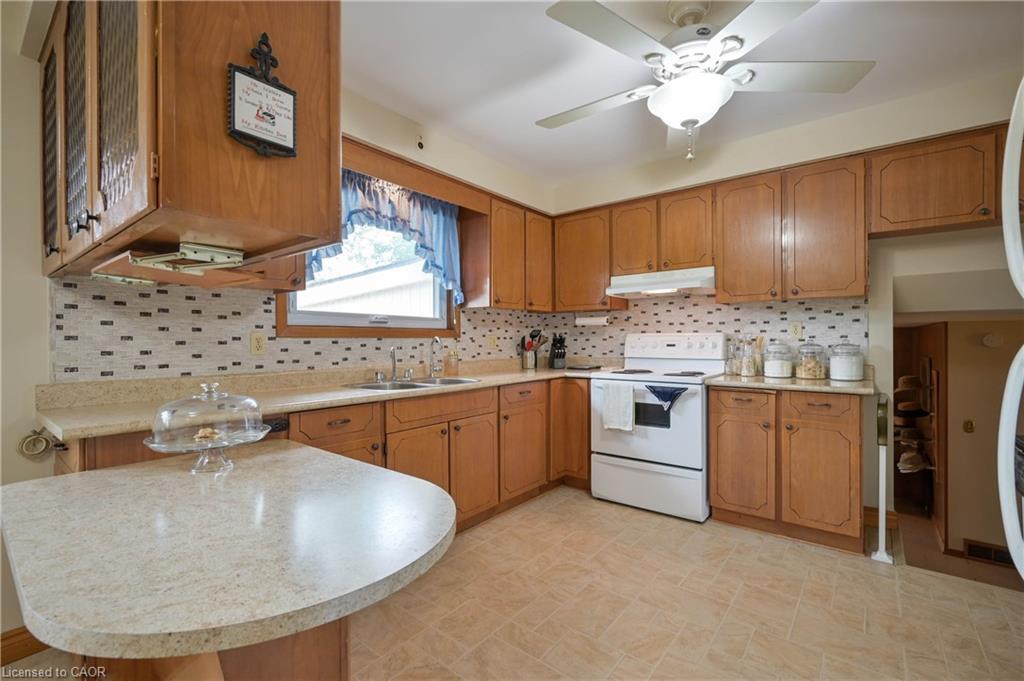 99 Lorraine Avenue Property Photo 10