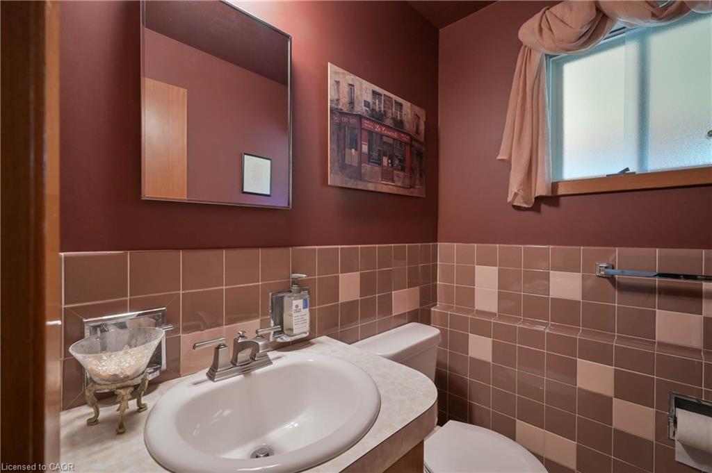 99 Lorraine Avenue Property Photo 23