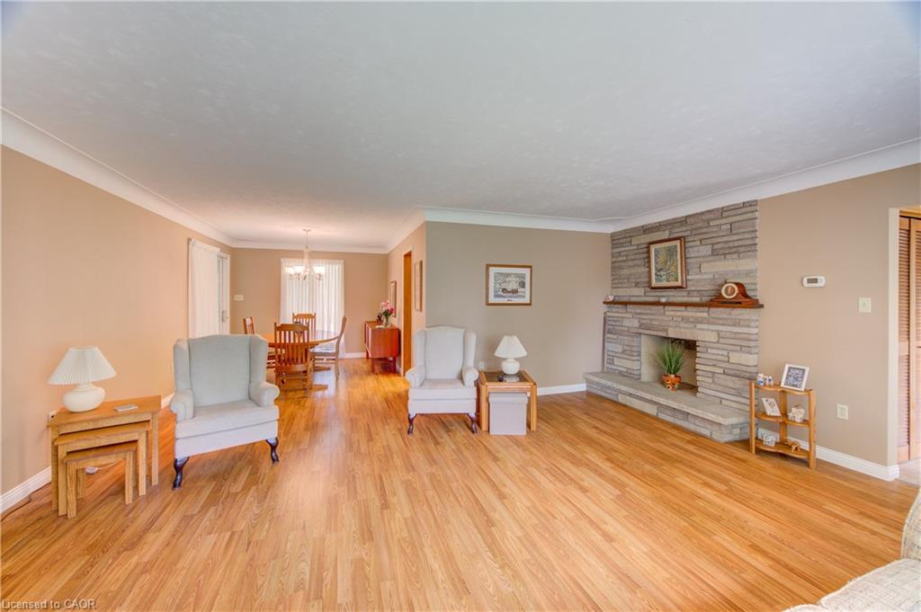 74 Pine Street Property Photo 9